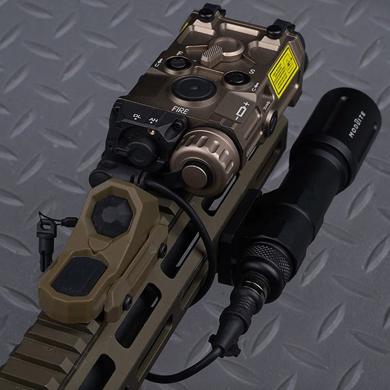 WoSporT Unity Tactical AXONスタイル デュアルスイッチ Crane Laserプラグ+SureFire ライトプラグ